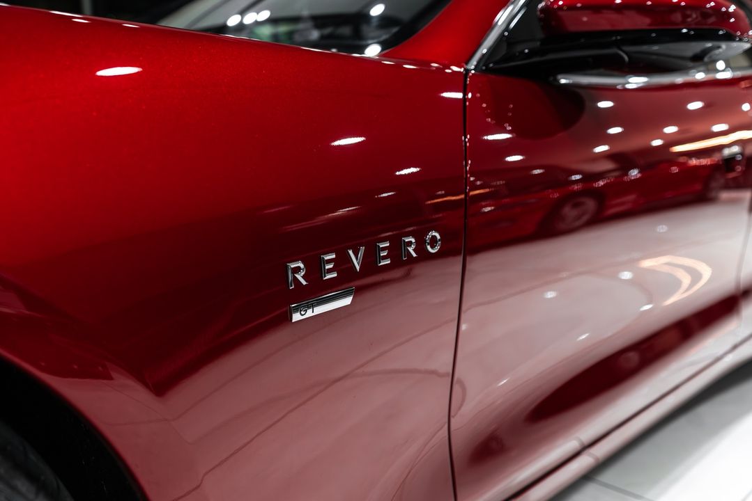 2020 Karma Revero