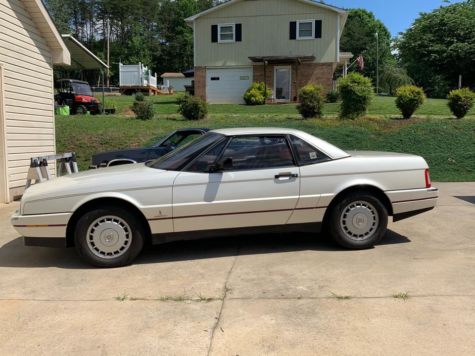 1987 Cadillac Allante Pinafarina Convertible