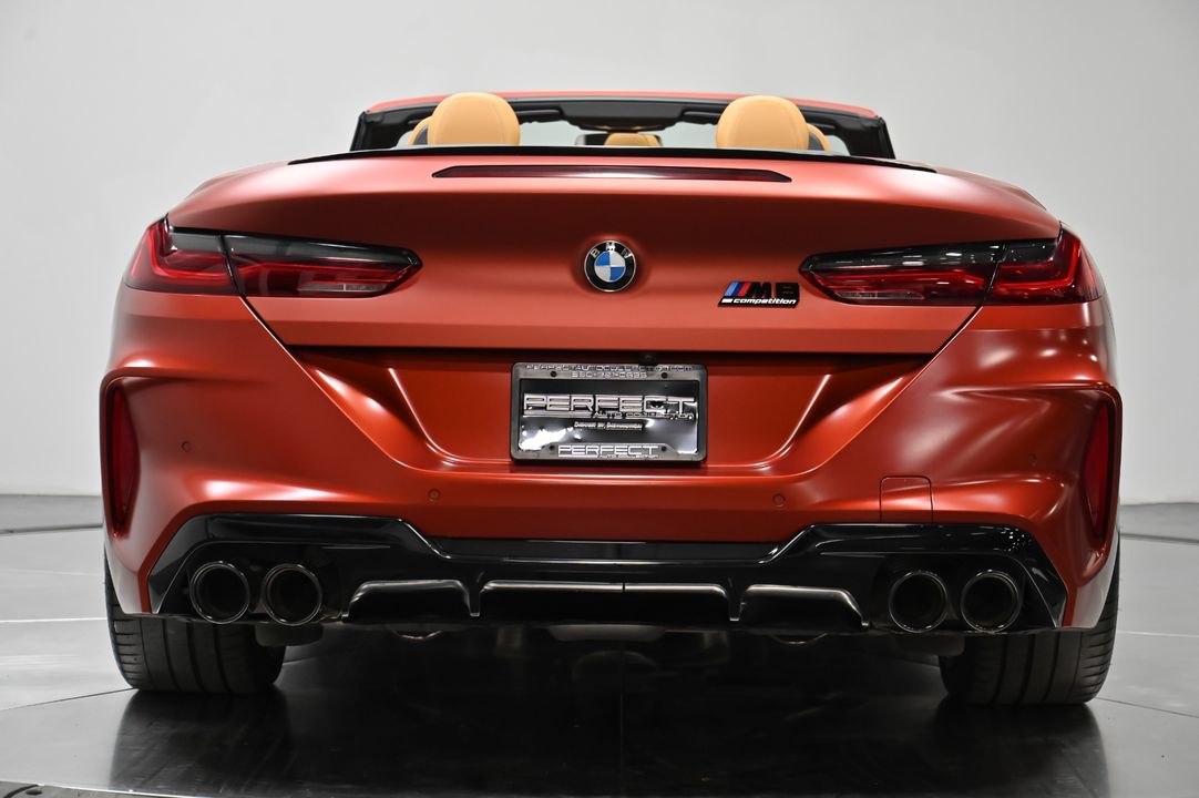 2022 BMW M8