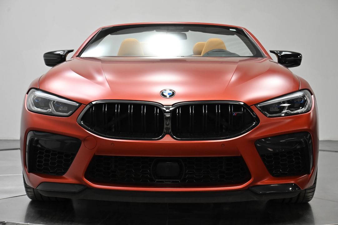 2022 BMW M8
