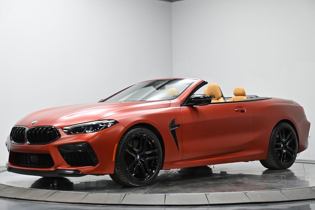 2022 BMW M8
