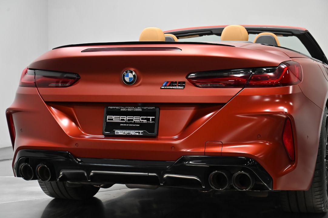 2022 BMW M8