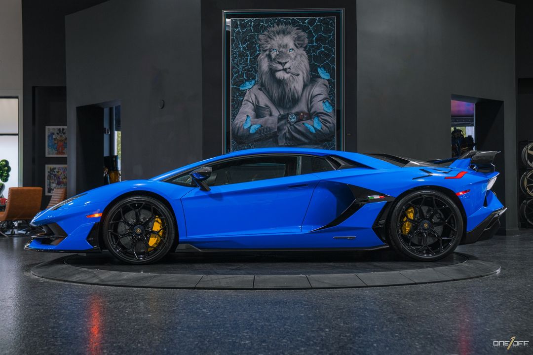 2020 Lamborghini Aventador