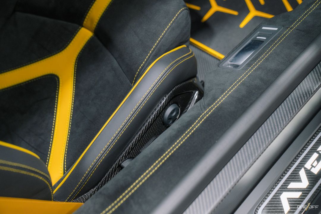 2020 Lamborghini Aventador