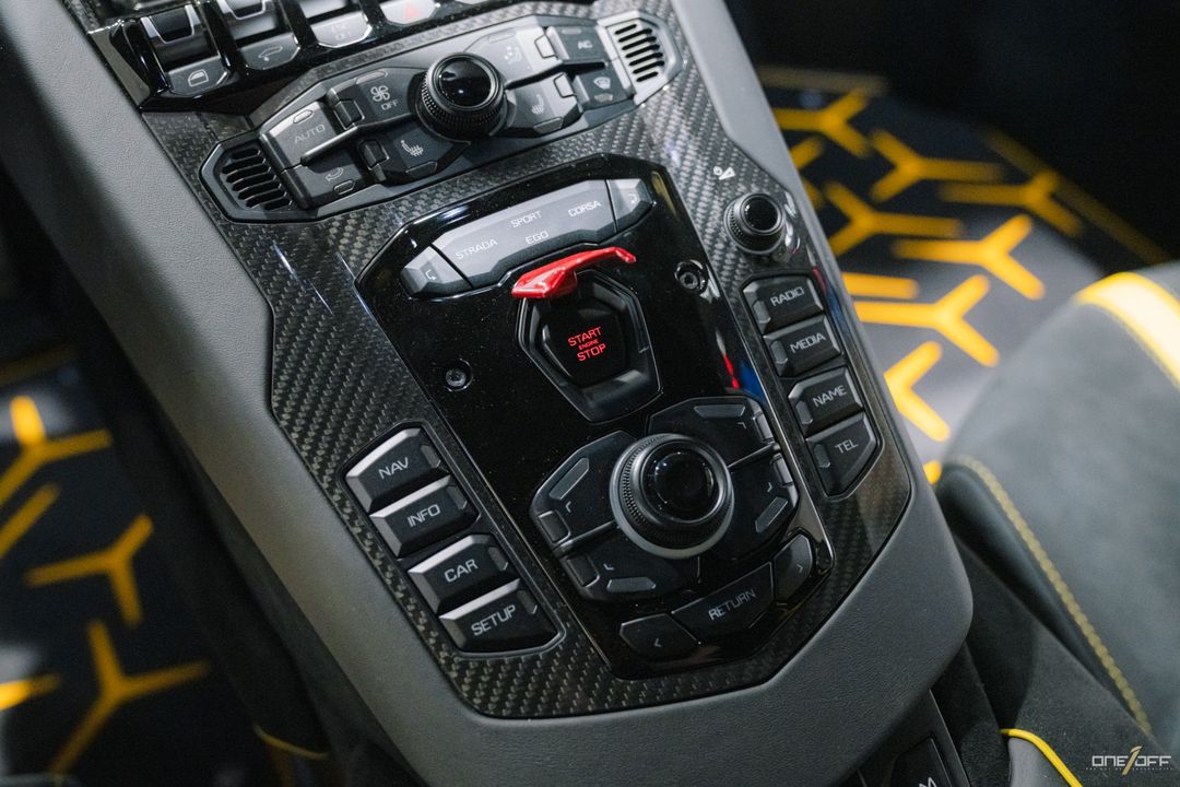 2020 Lamborghini Aventador