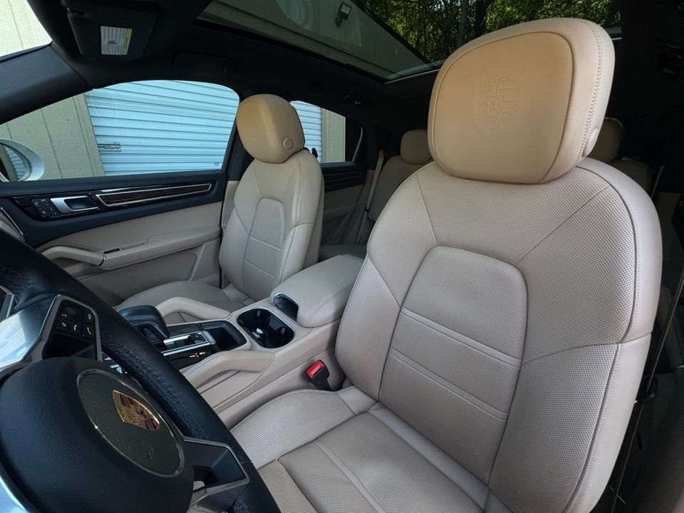 2023 Porsche Cayenne