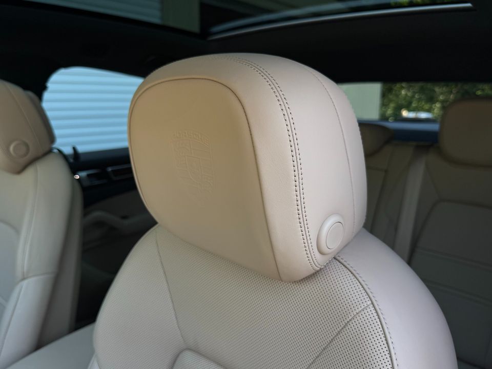 2023 Porsche Cayenne