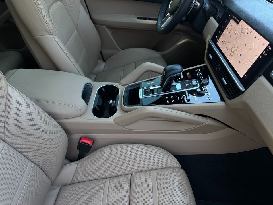2023 Porsche Cayenne