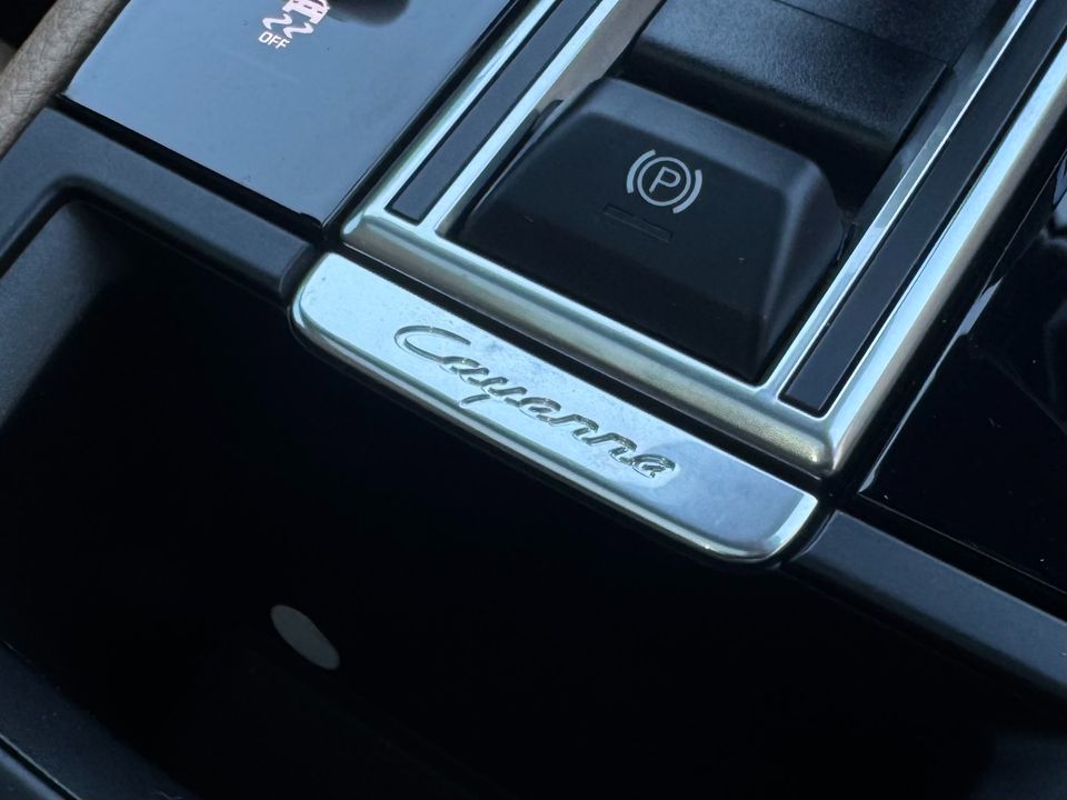 2023 Porsche Cayenne