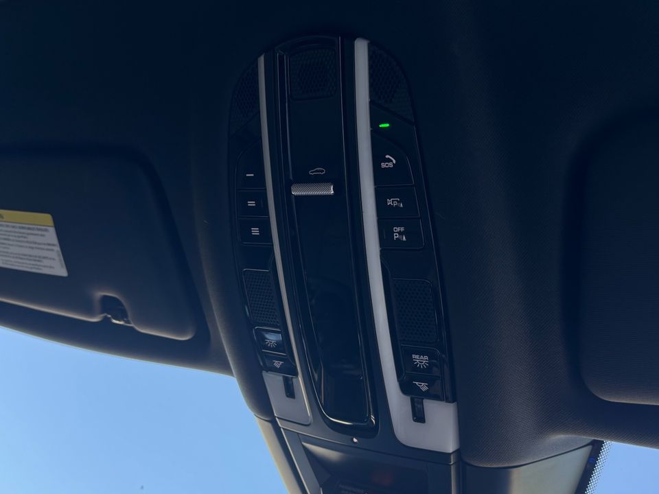 2023 Porsche Cayenne