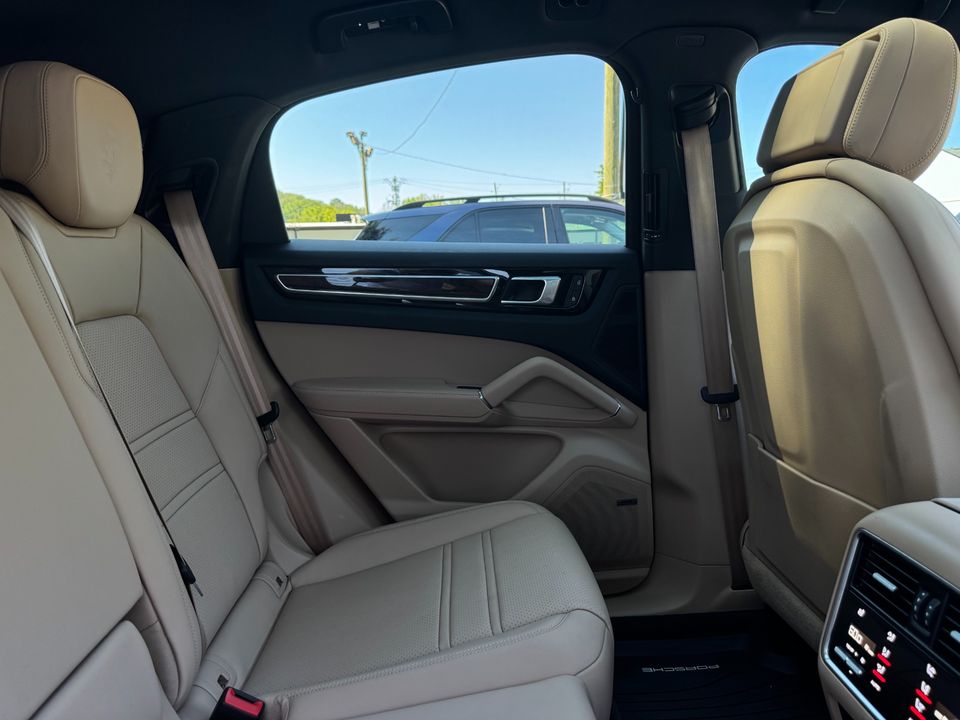 2023 Porsche Cayenne
