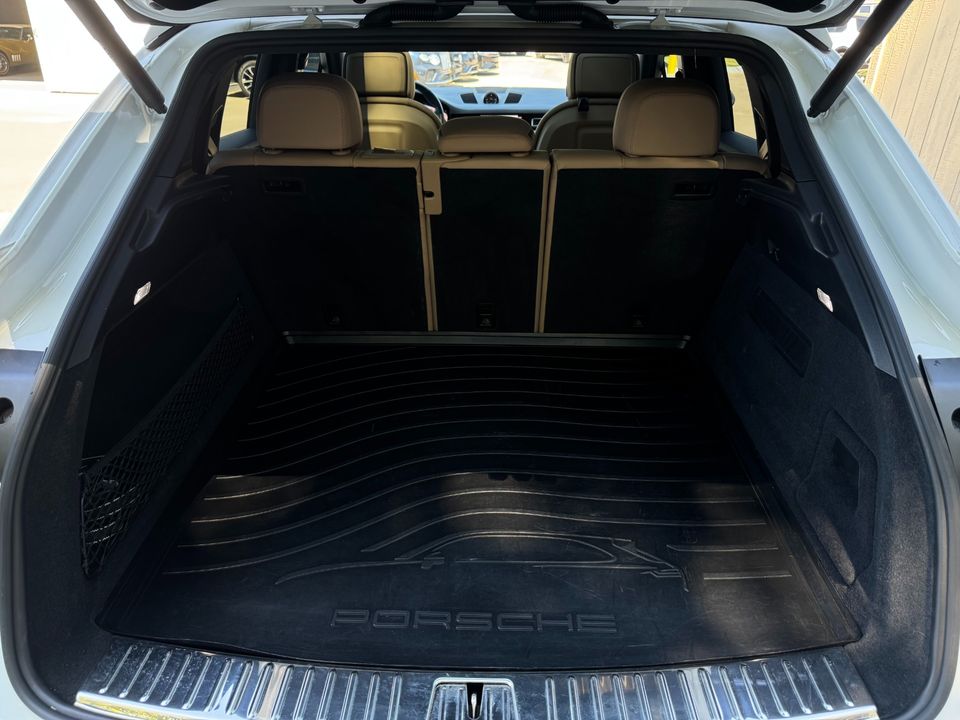 2023 Porsche Cayenne