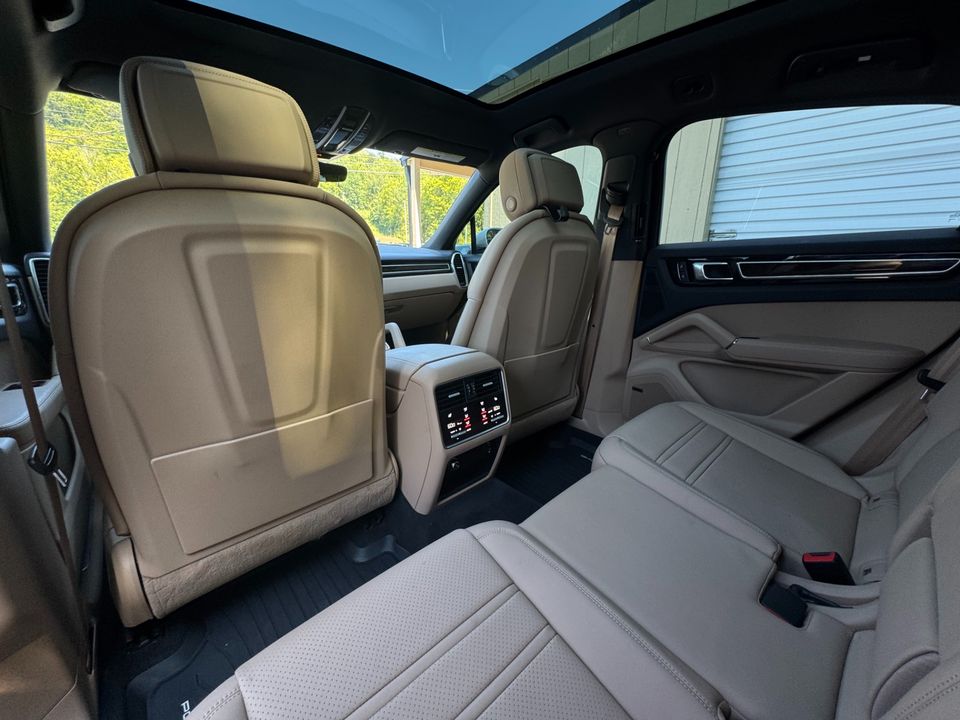 2023 Porsche Cayenne