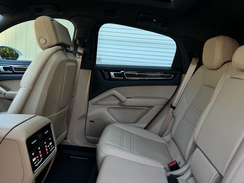 2023 Porsche Cayenne