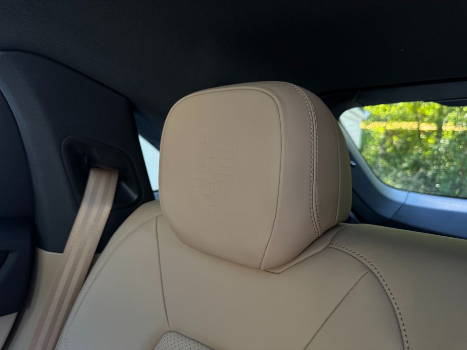 2023 Porsche Cayenne