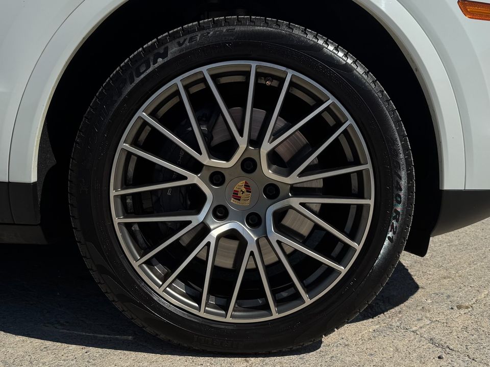 2023 Porsche Cayenne