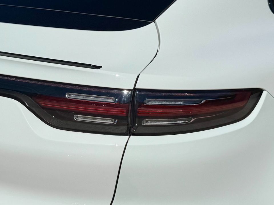 2023 Porsche Cayenne