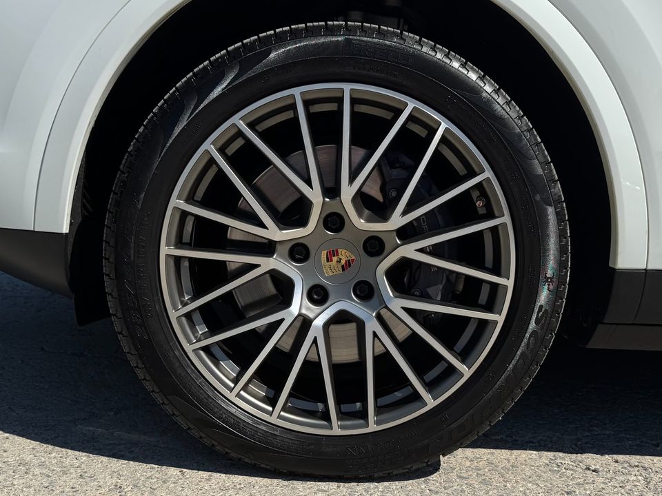 2023 Porsche Cayenne