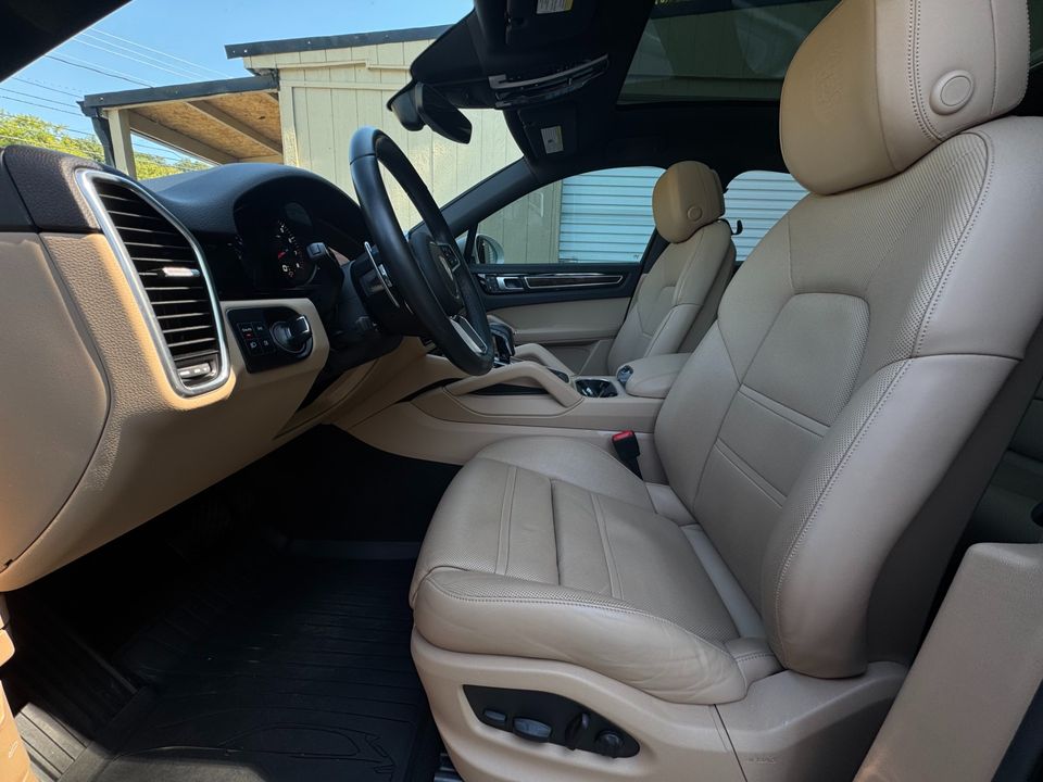 2023 Porsche Cayenne