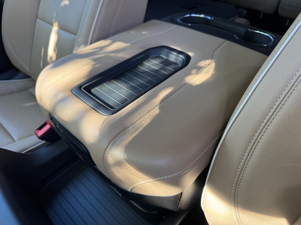 2023 Chevrolet Tahoe 4WD Premier