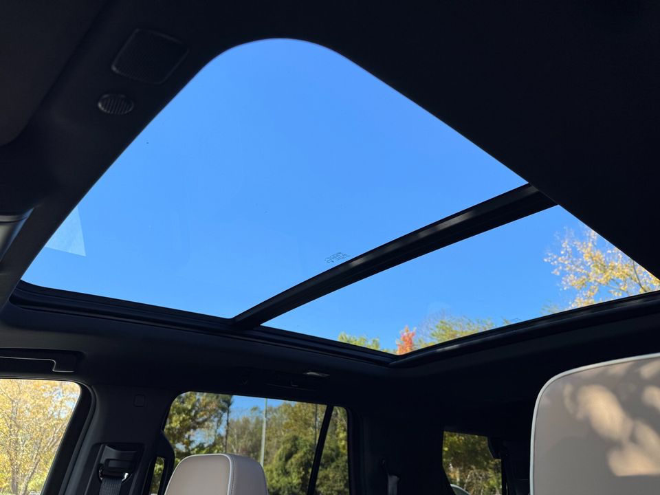 2023 Chevrolet Tahoe 4WD Premier