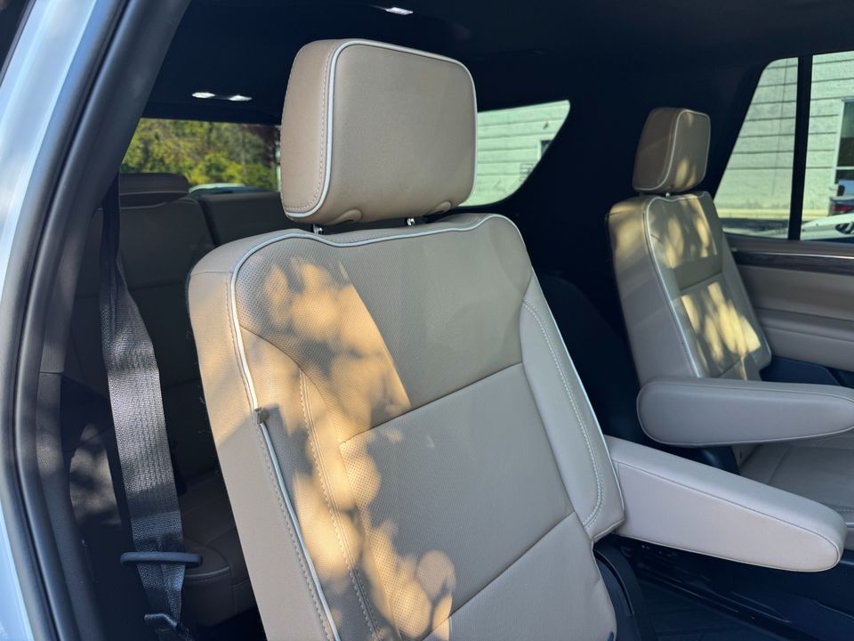 2023 Chevrolet Tahoe 4WD Premier