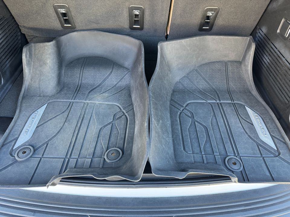 2023 Chevrolet Tahoe 4WD Premier