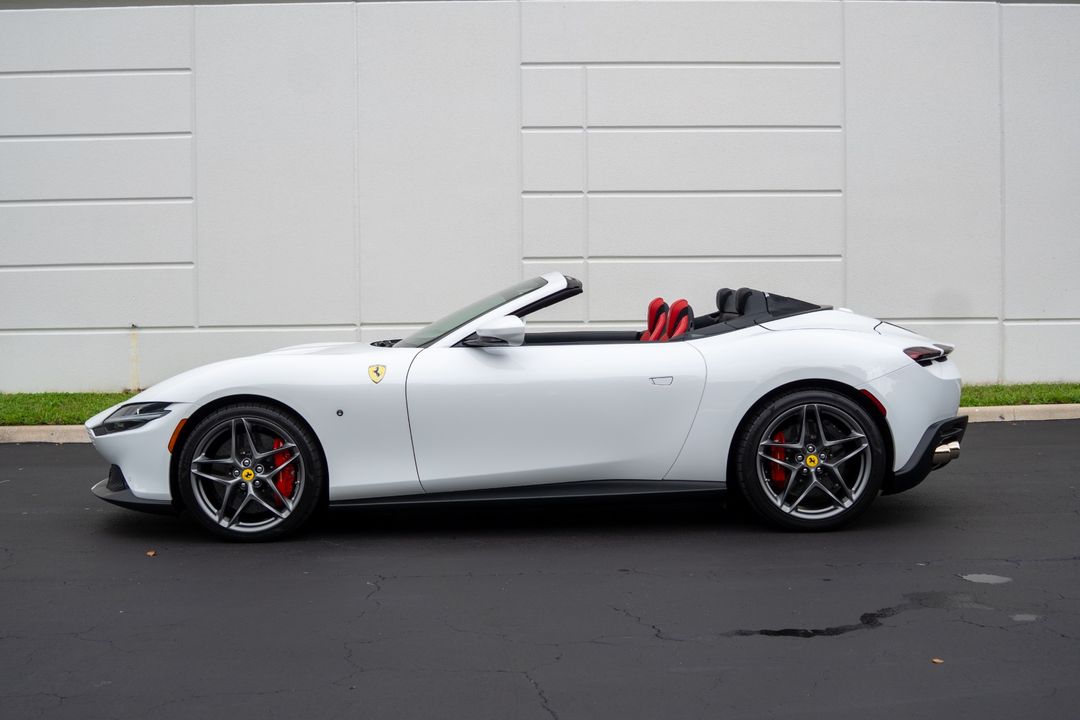 2025 Ferrari Roma Spider