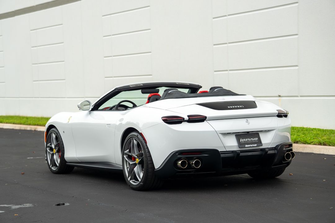 2025 Ferrari Roma Spider