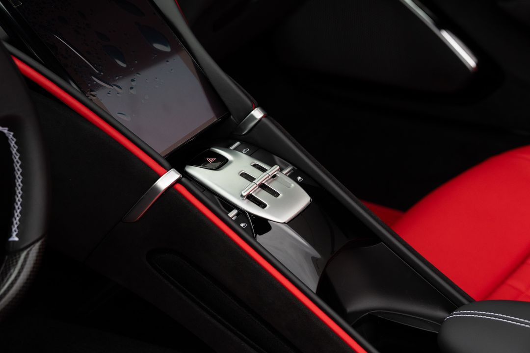 2025 Ferrari Roma Spider