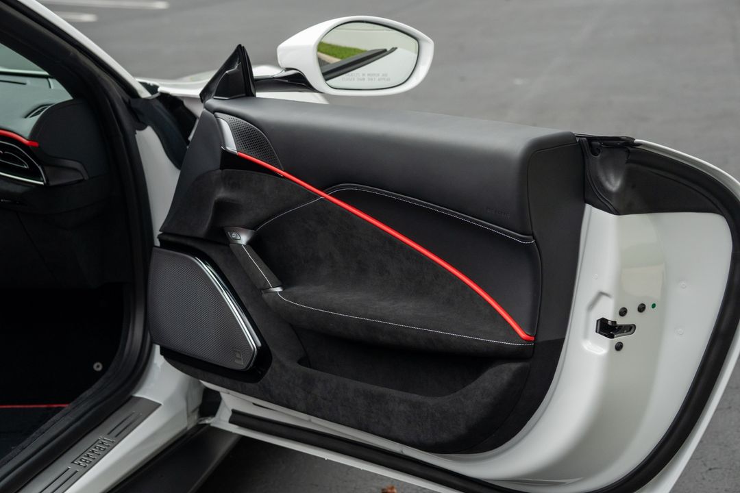 2025 Ferrari Roma Spider