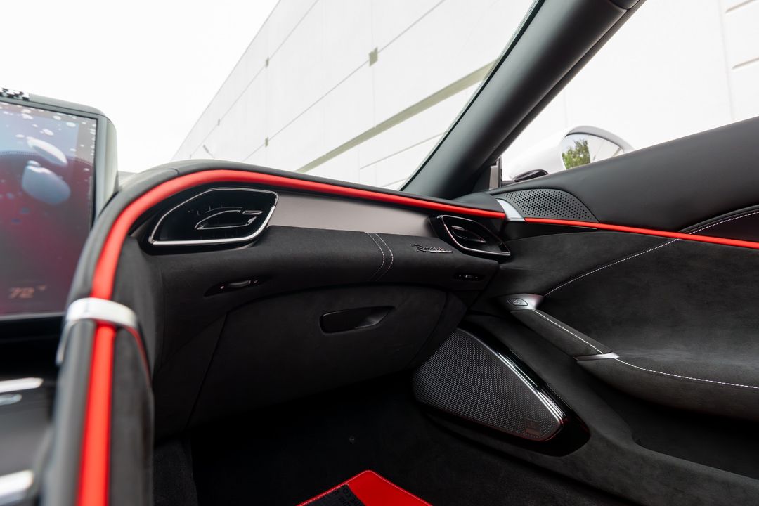 2025 Ferrari Roma Spider