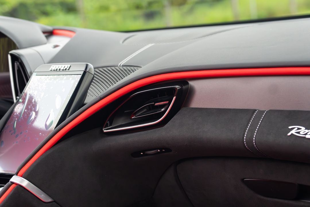 2025 Ferrari Roma Spider