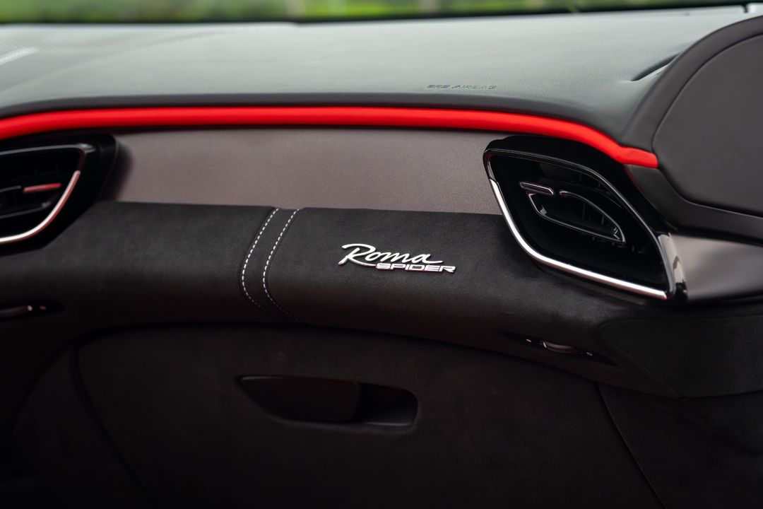 2025 Ferrari Roma Spider