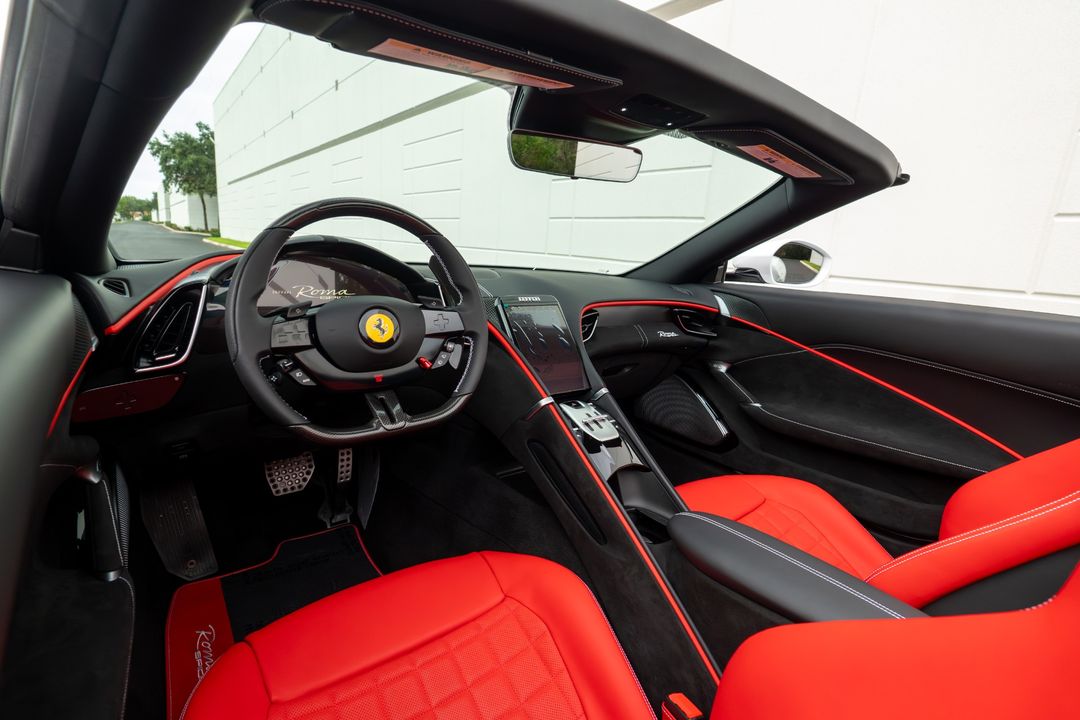 2025 Ferrari Roma Spider