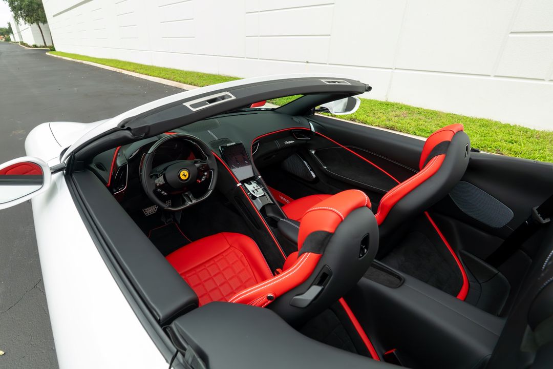 2025 Ferrari Roma Spider