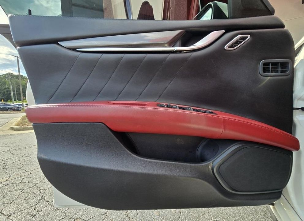 2019 Maserati Ghibli