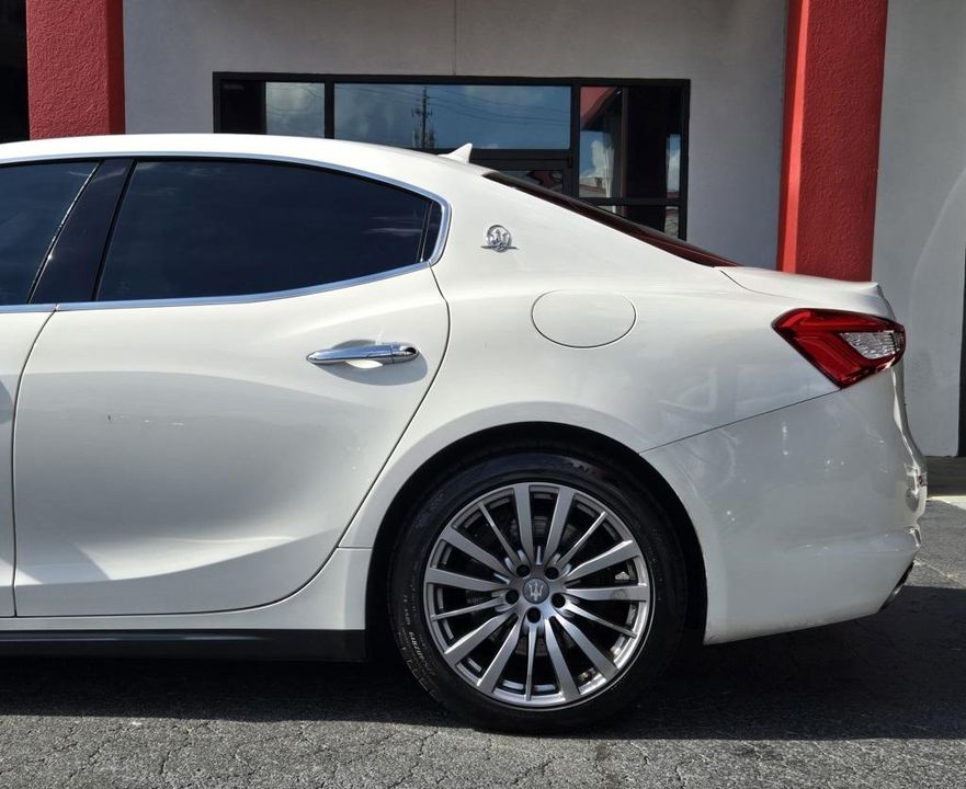 2019 Maserati Ghibli
