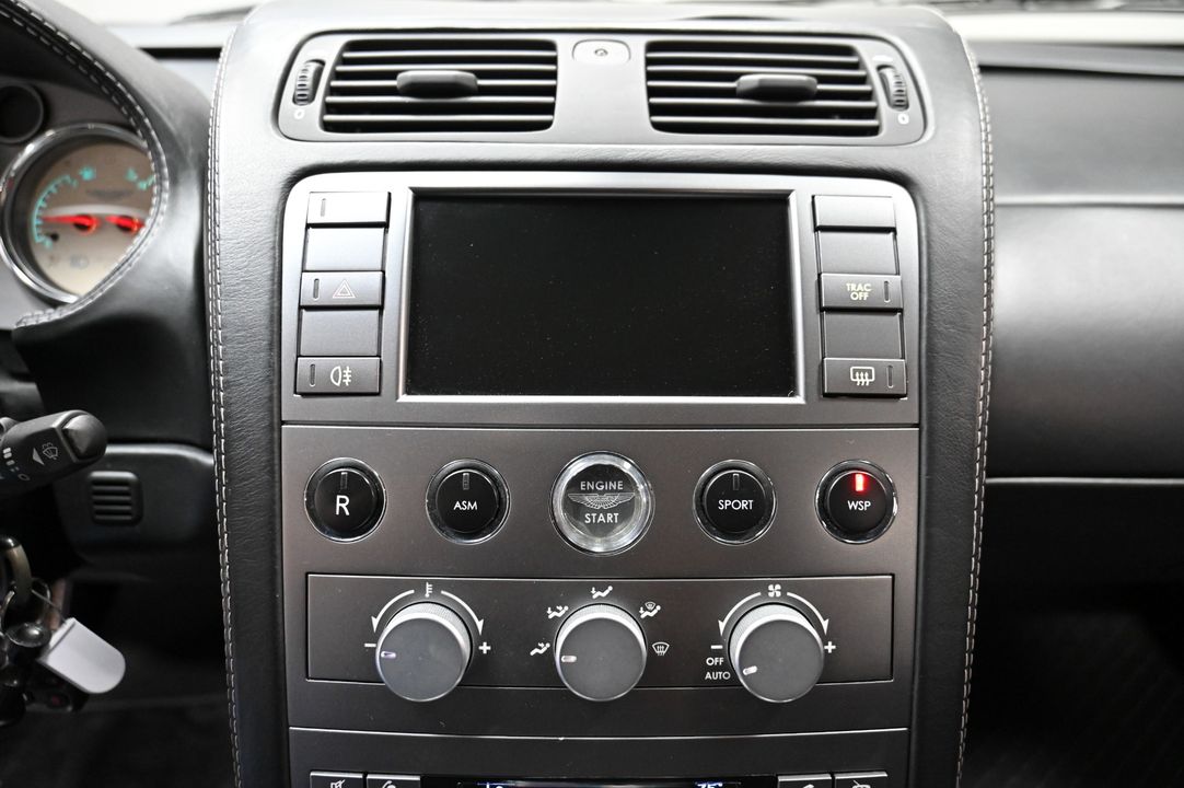 2006 Aston Martin Vanquish