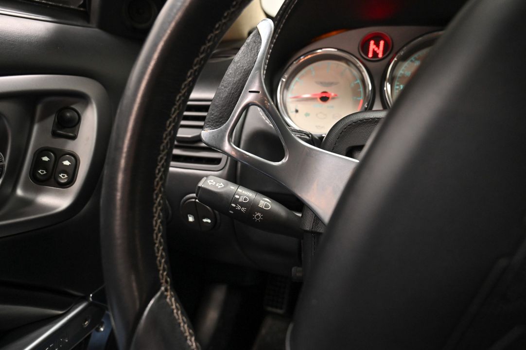 2006 Aston Martin Vanquish