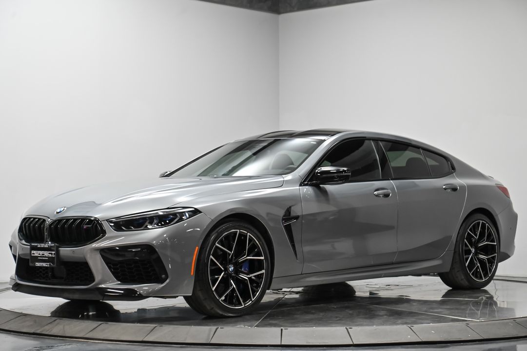 2023 BMW M8
