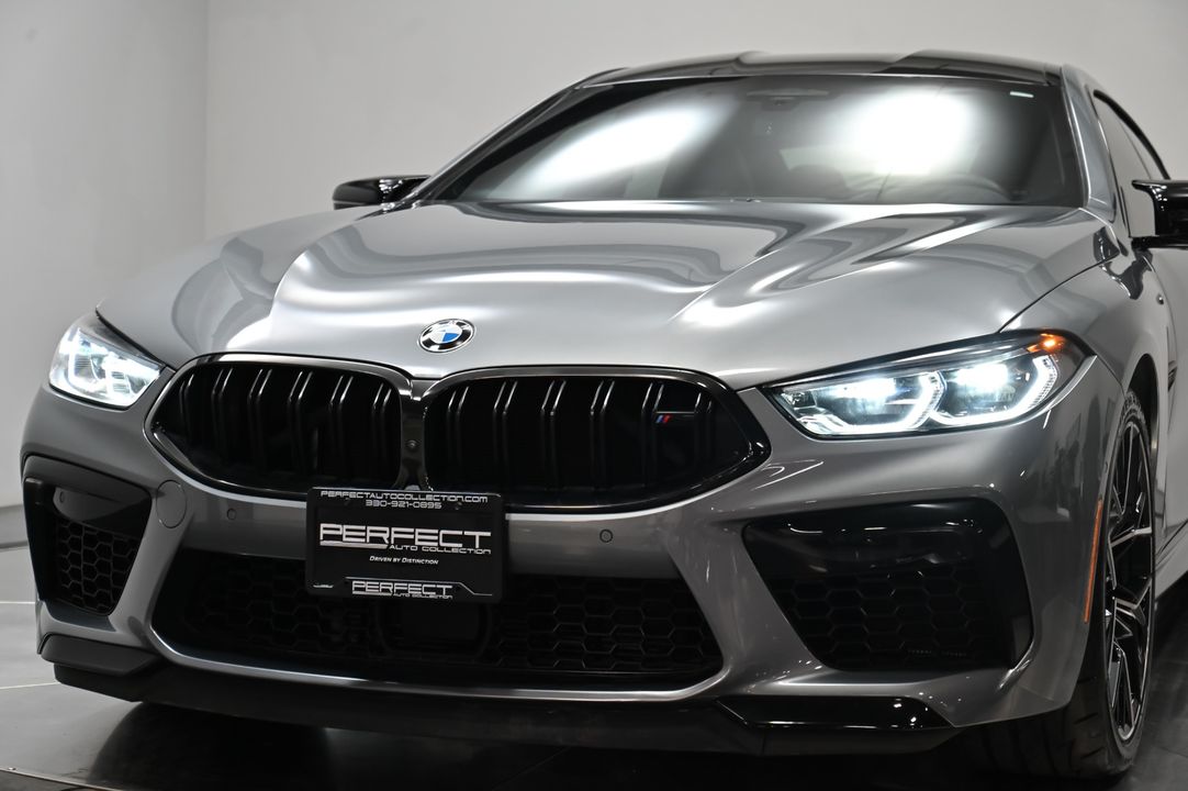 2023 BMW M8