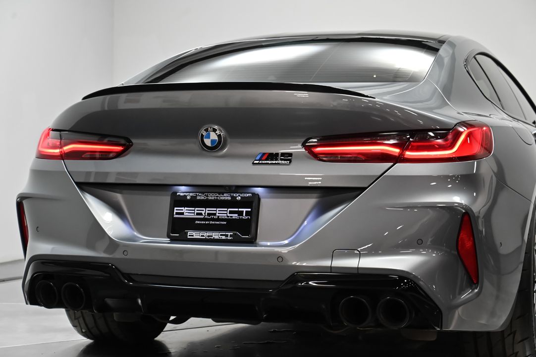 2023 BMW M8