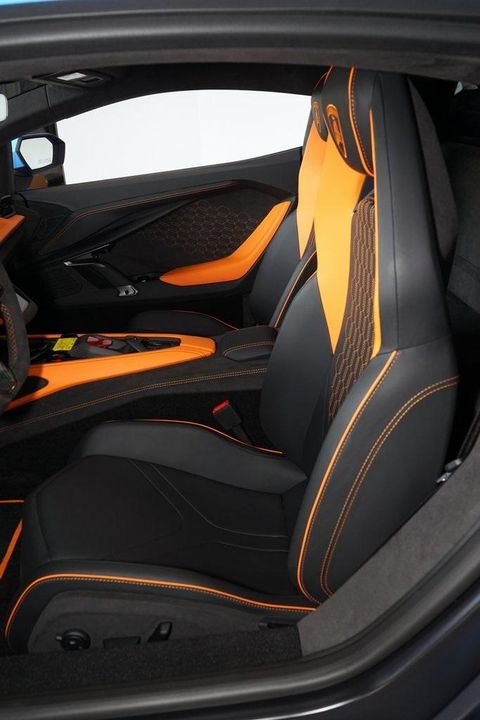2025 Lamborghini Revuelto