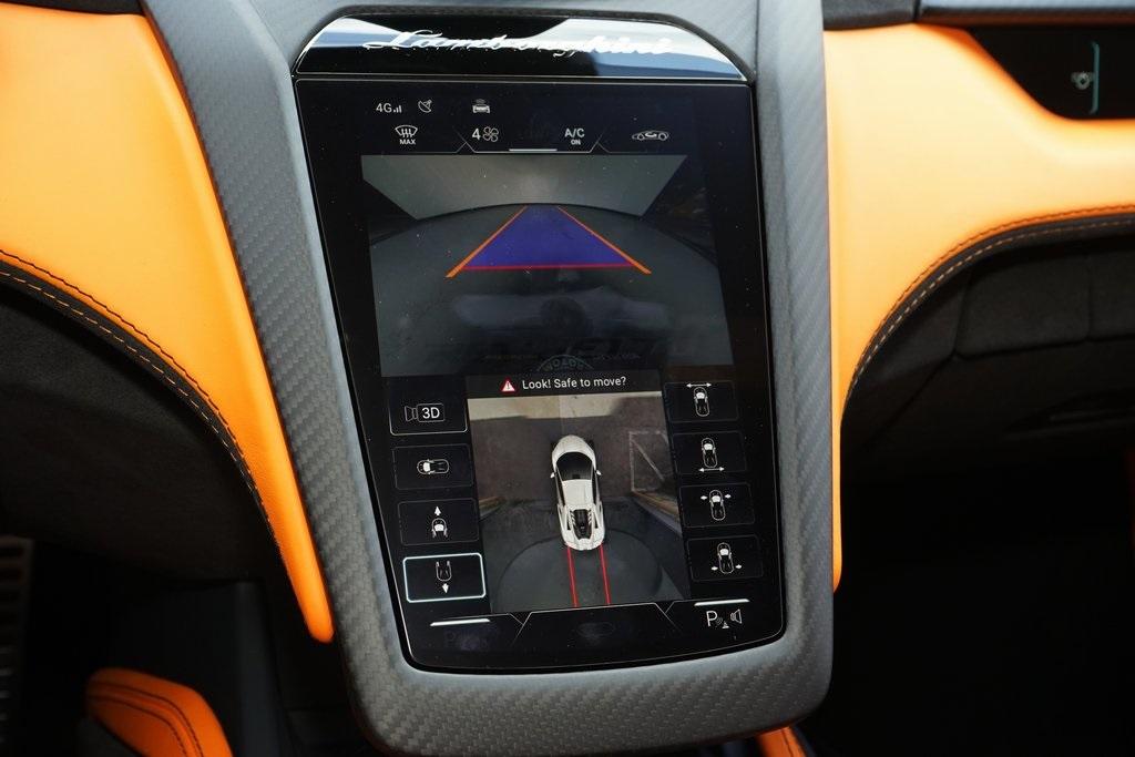 2025 Lamborghini Revuelto