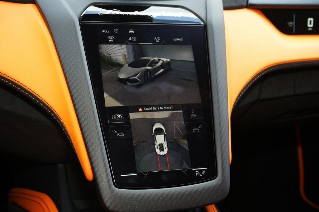 2025 Lamborghini Revuelto