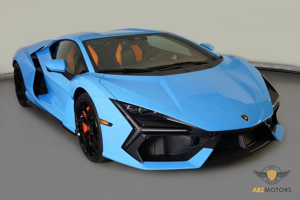 2025 Lamborghini Revuelto