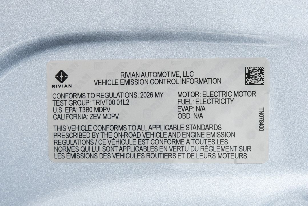 2026 Rivian R1S