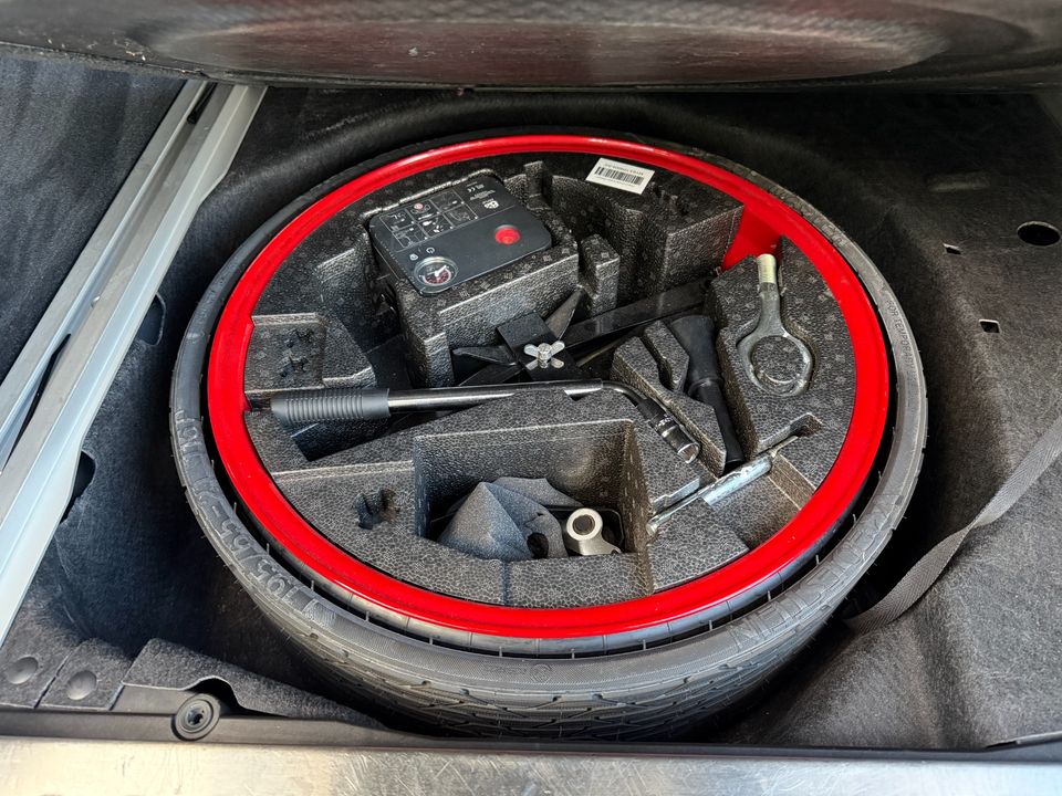 2021 Aston Martin DBX