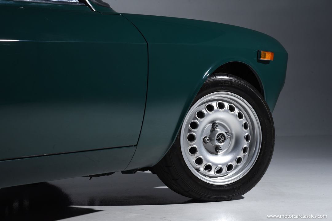 1973 Alfa Romeo GTV 2000